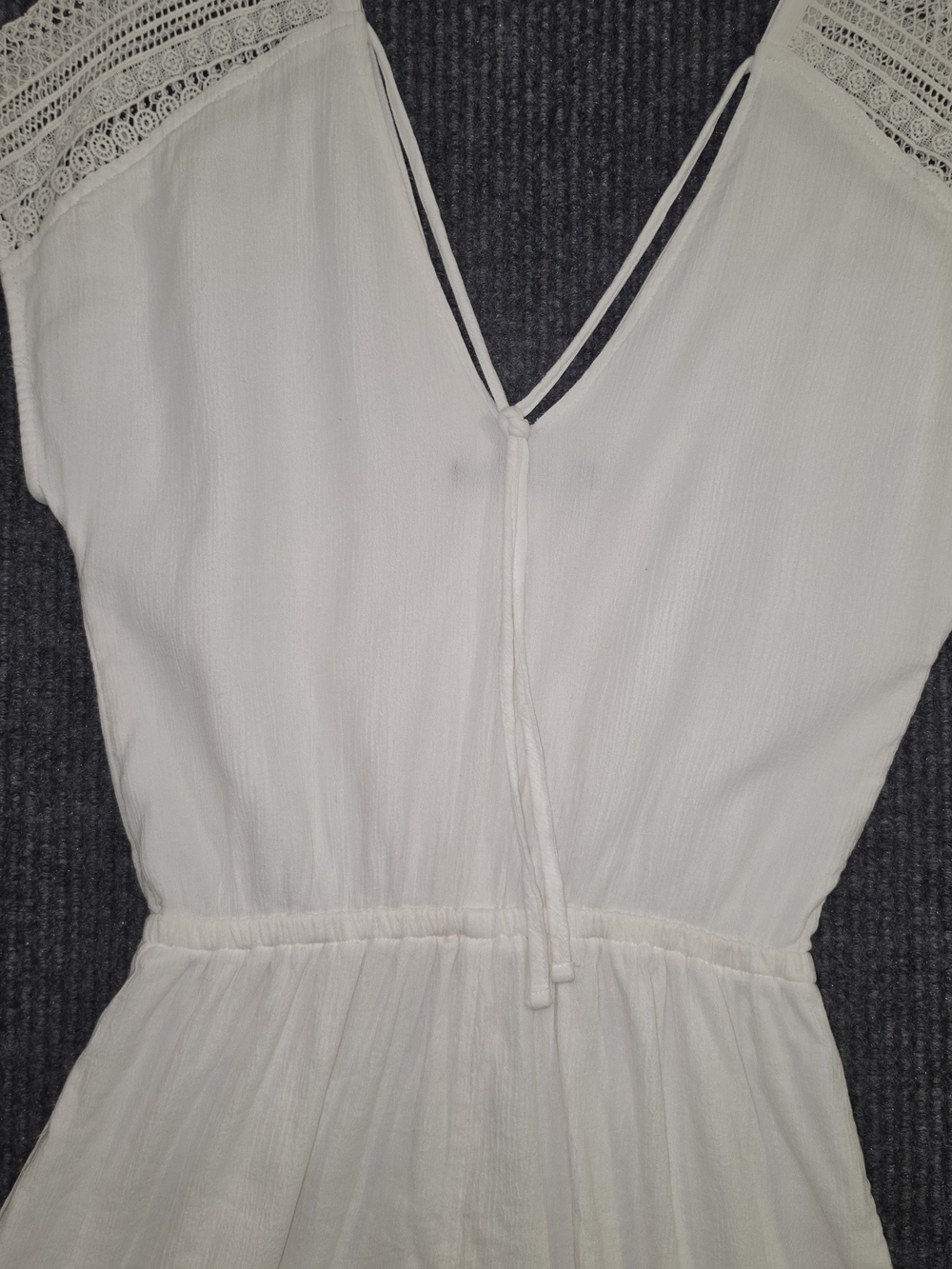 Abercrombie & Fitch White Sleeveless Romper with Back Tie - Picture 5 of 8